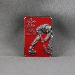 1988 Winter Olympic Games - Esso Canada - Collector Series Pin - Curling